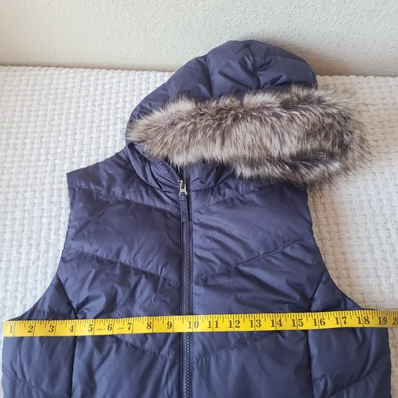 Eddie Bauer Women's Classic Down Vest NWT Size S - Picture 11 of 11